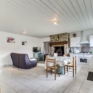 Loumas By Interhome Plerguer